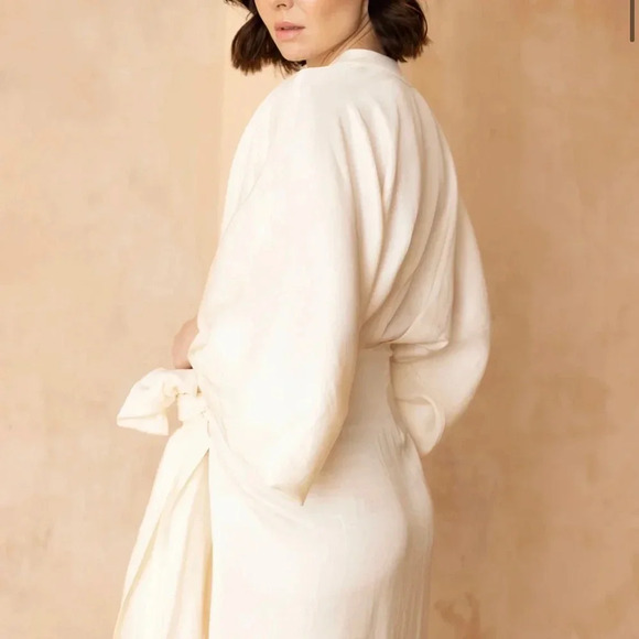 Meraki Artisanal The Arzu Dress in Off White - Picture 9 of 12